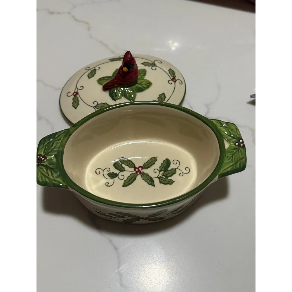 Temp-tations by Tara Cardinal Holly Mini Bakers Set of 2 with Lids and Racks 9oz
